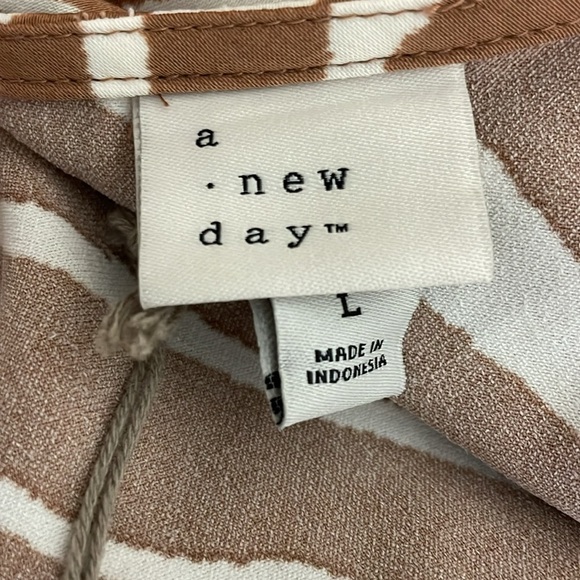 NWT A New Day Khaki Satin Maxi V-Neck Slip Dress Zebra Stripes Sexy Slinky Large - Picture 5 of 6